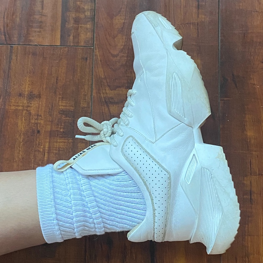 Chunky white sneakers size 41